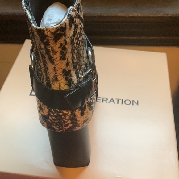 BCBGeneration snake booties - Picture 3 of 5